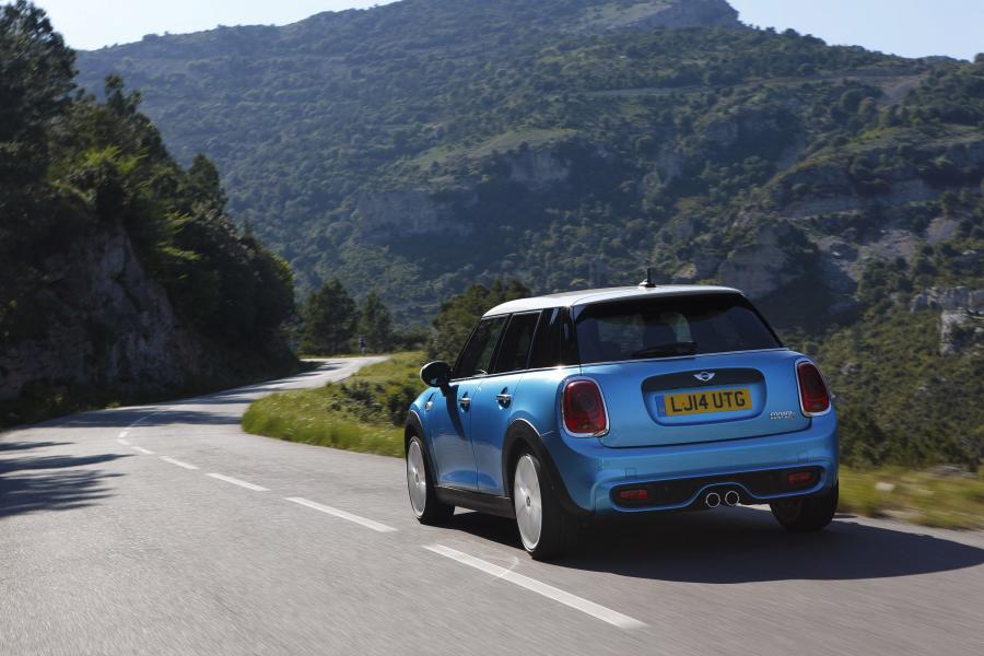  Mini Cooper S 5-Door 2014 года  (фото 35 из 80)